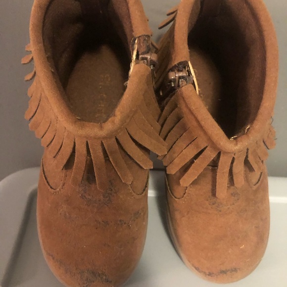 🔴TODDLER CARTERS BROWN MOCCASINS SIZE 10M - Picture 2 of 5